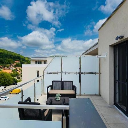 Dominic Apartments سيفِسوارا المظهر الخارجي الصورة