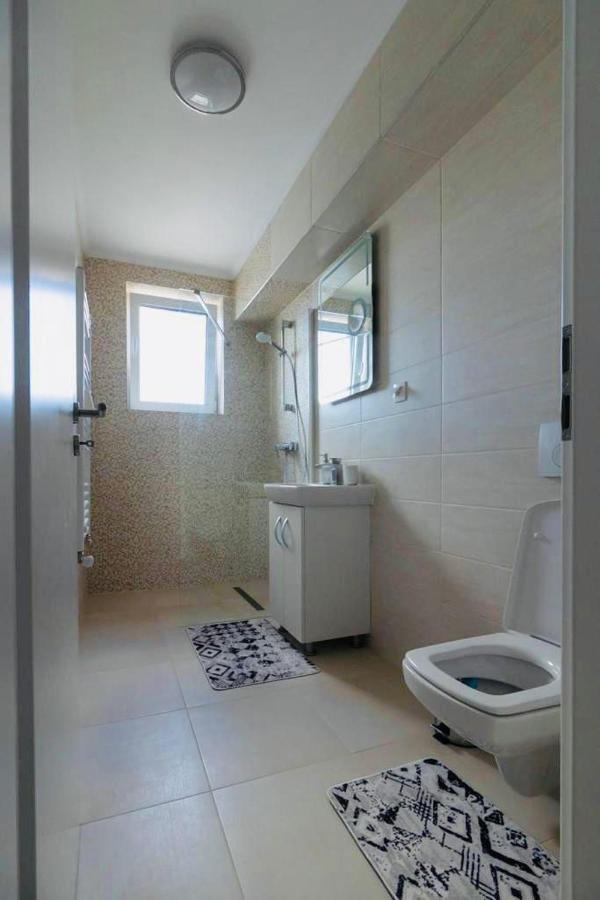 Dominic Apartments سيفِسوارا المظهر الخارجي الصورة